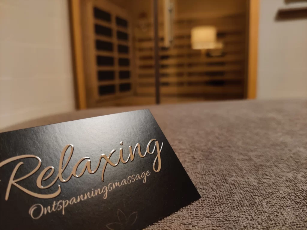 Visitekaartje van Relaxing in de massageruimte