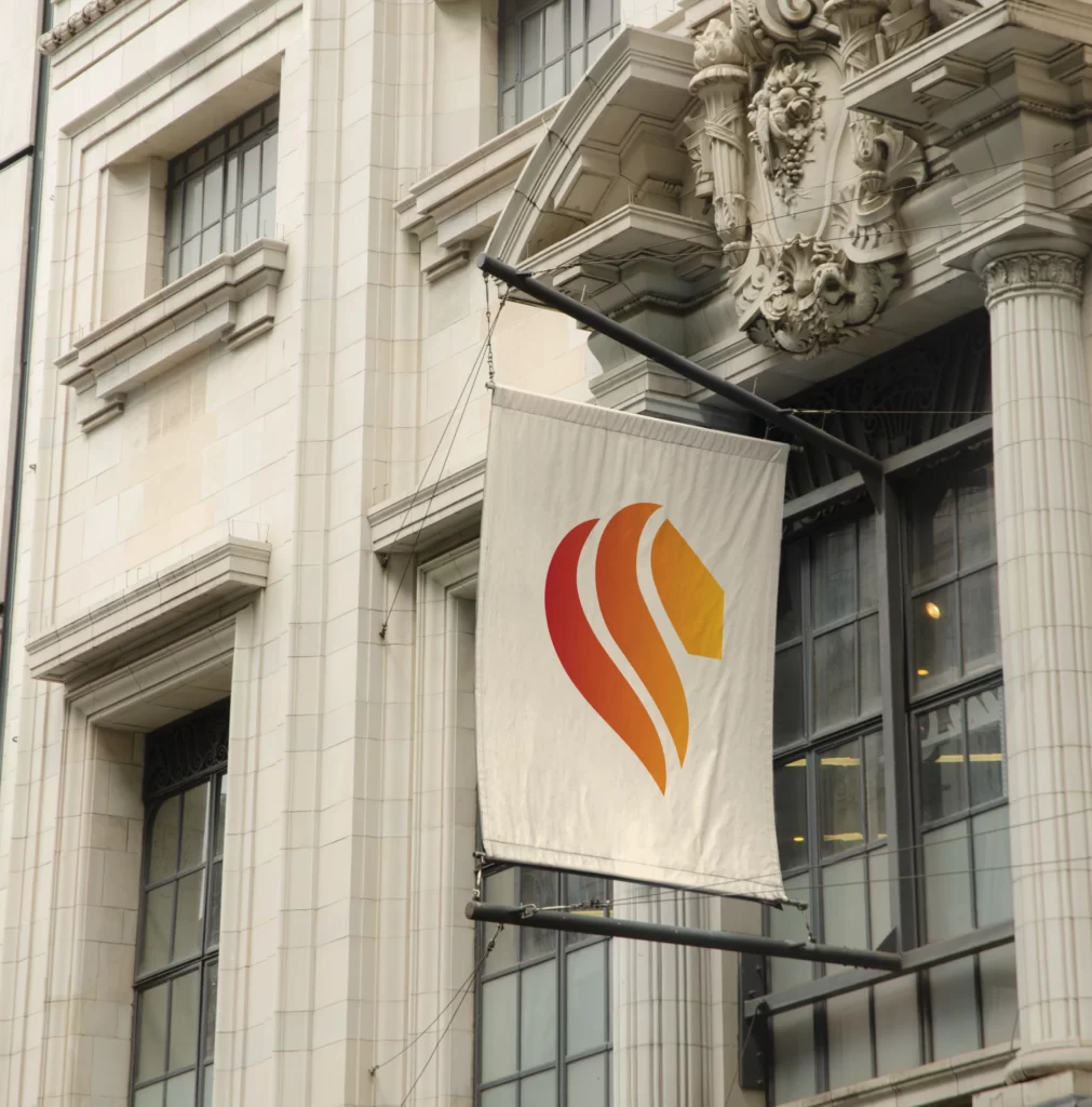 Banner met het logo van Cœur de Lion op een gebouw